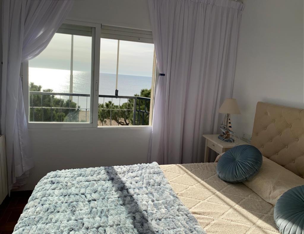 Encantador Piso En Primera Linea De Mar 플라티야 다로 외부 사진